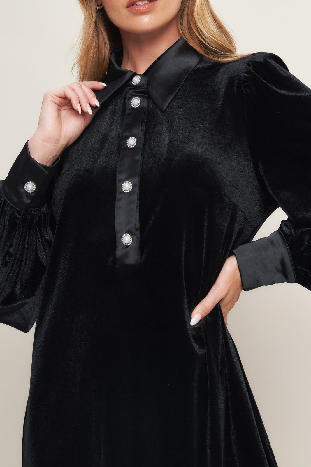 VESTIDO NEGRO