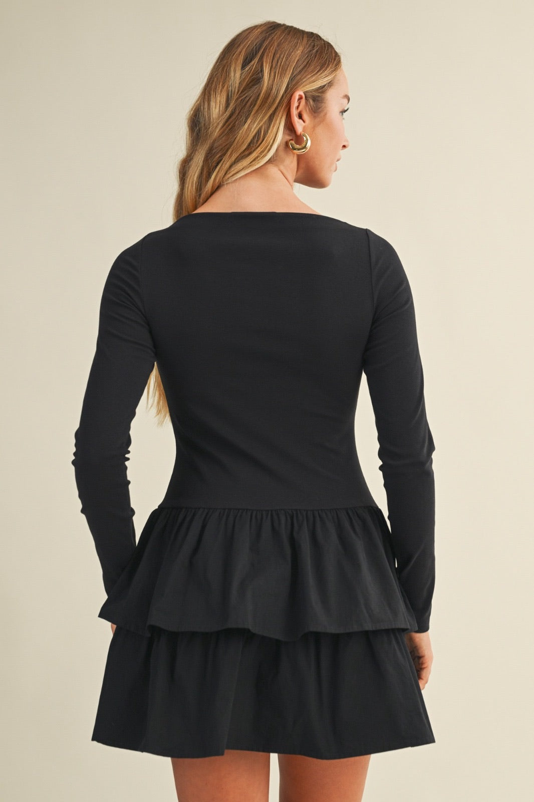 VESTIDO NEGRO