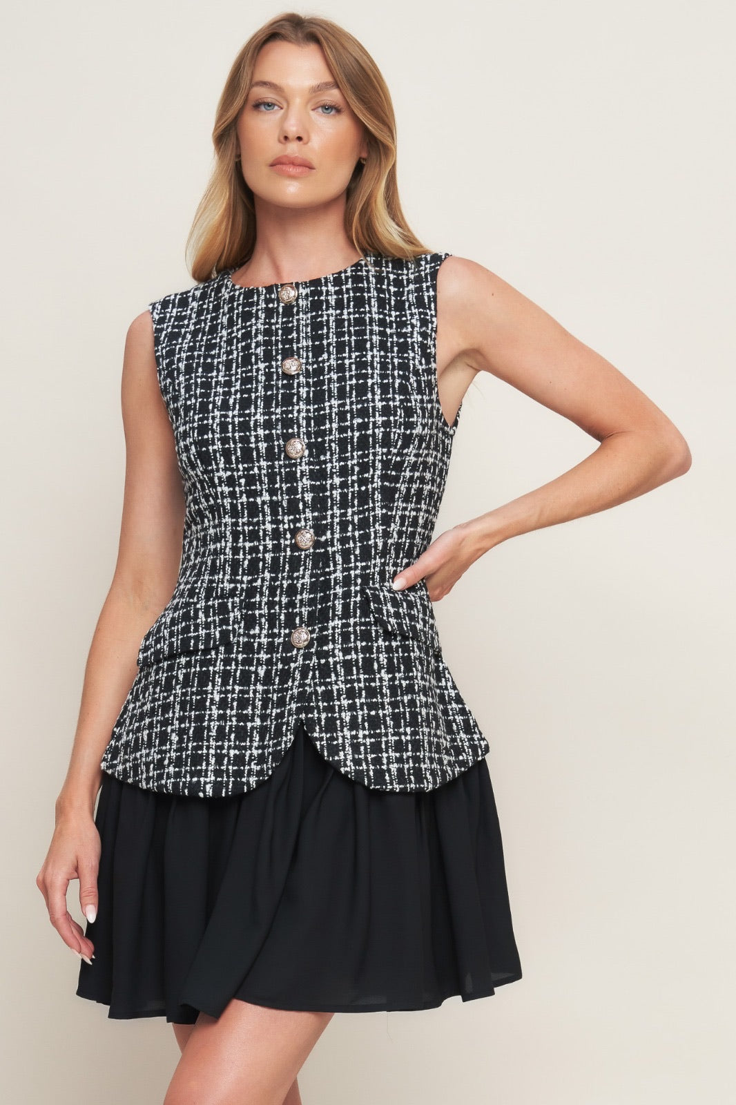 VESTIDO NEGRO
