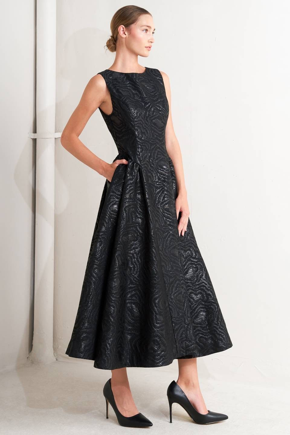 VESTIDO NEGRO