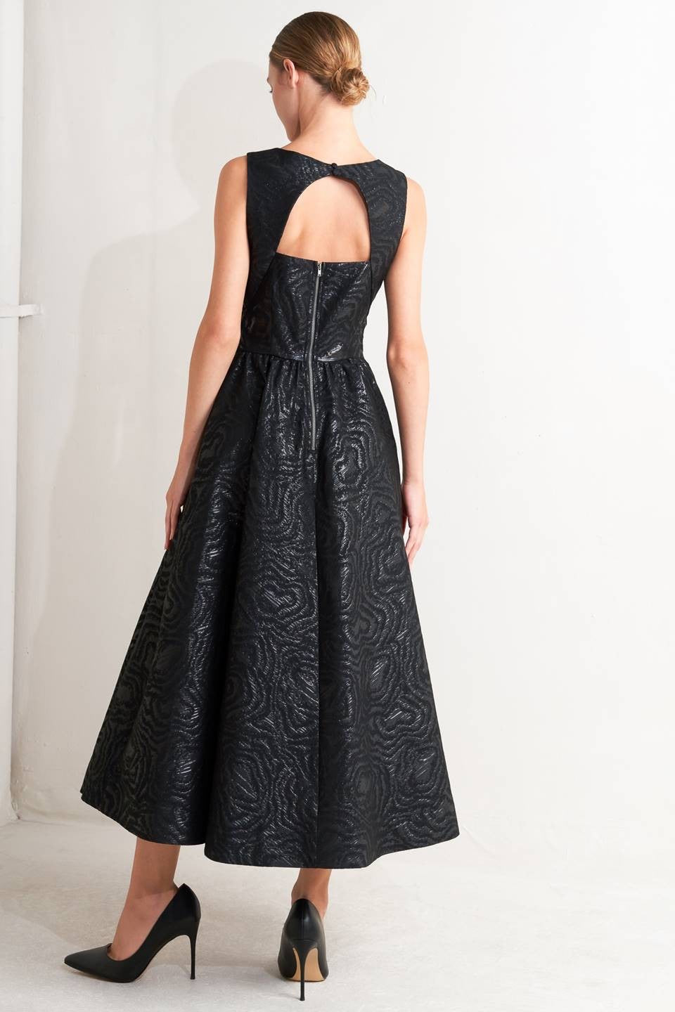 VESTIDO NEGRO
