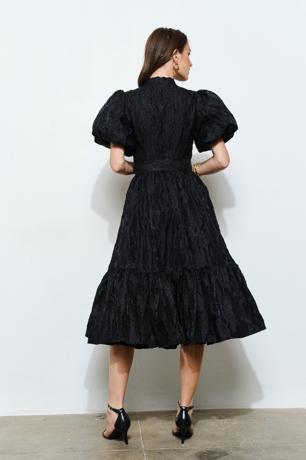 VESTIDO NEGRO