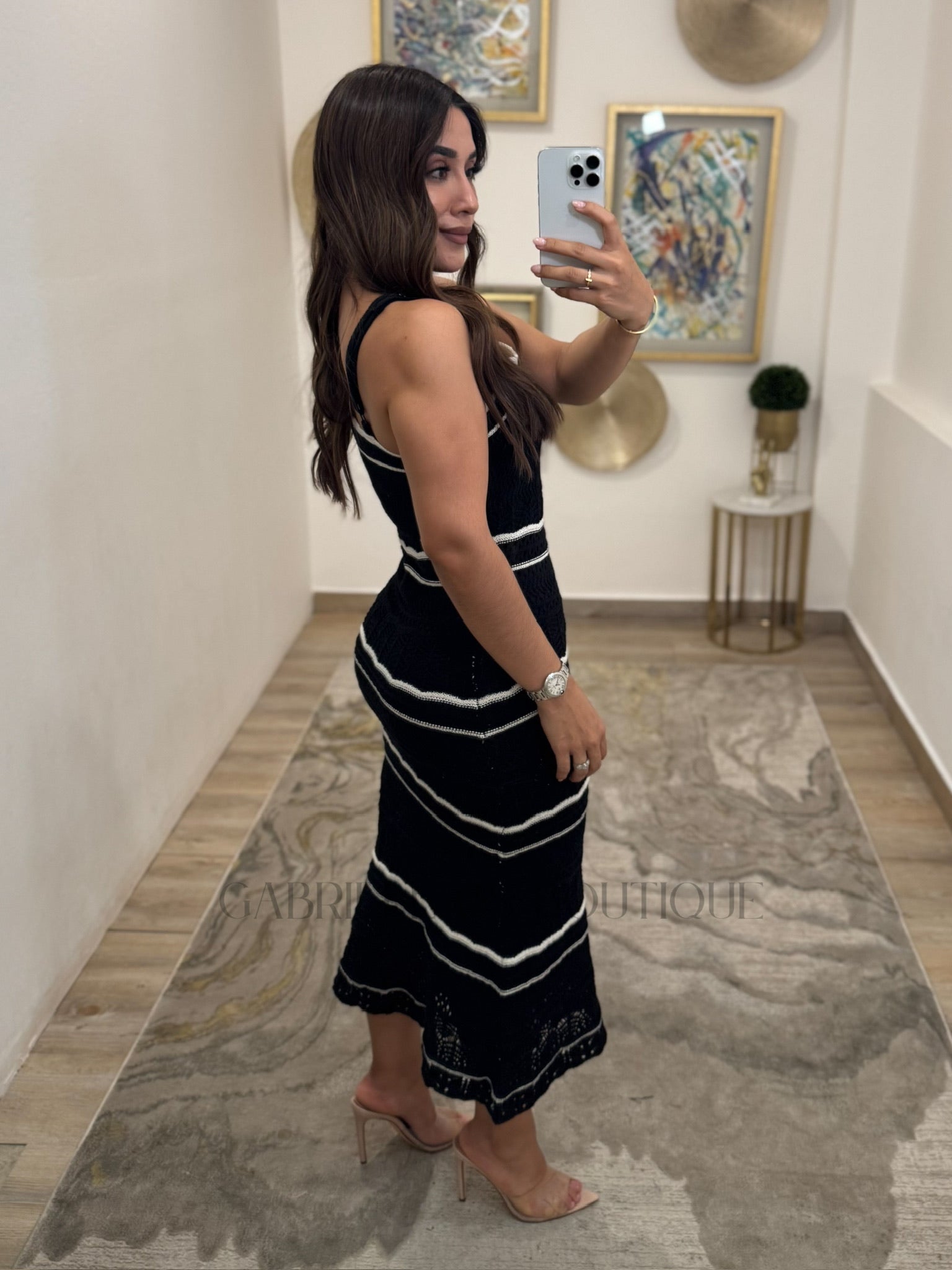 VESTIDO NEGRO