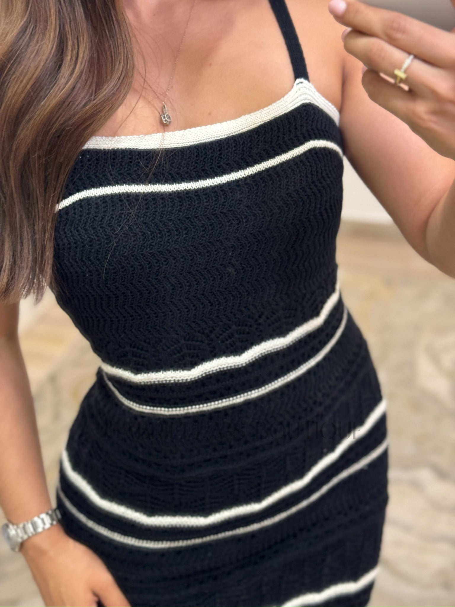 VESTIDO NEGRO