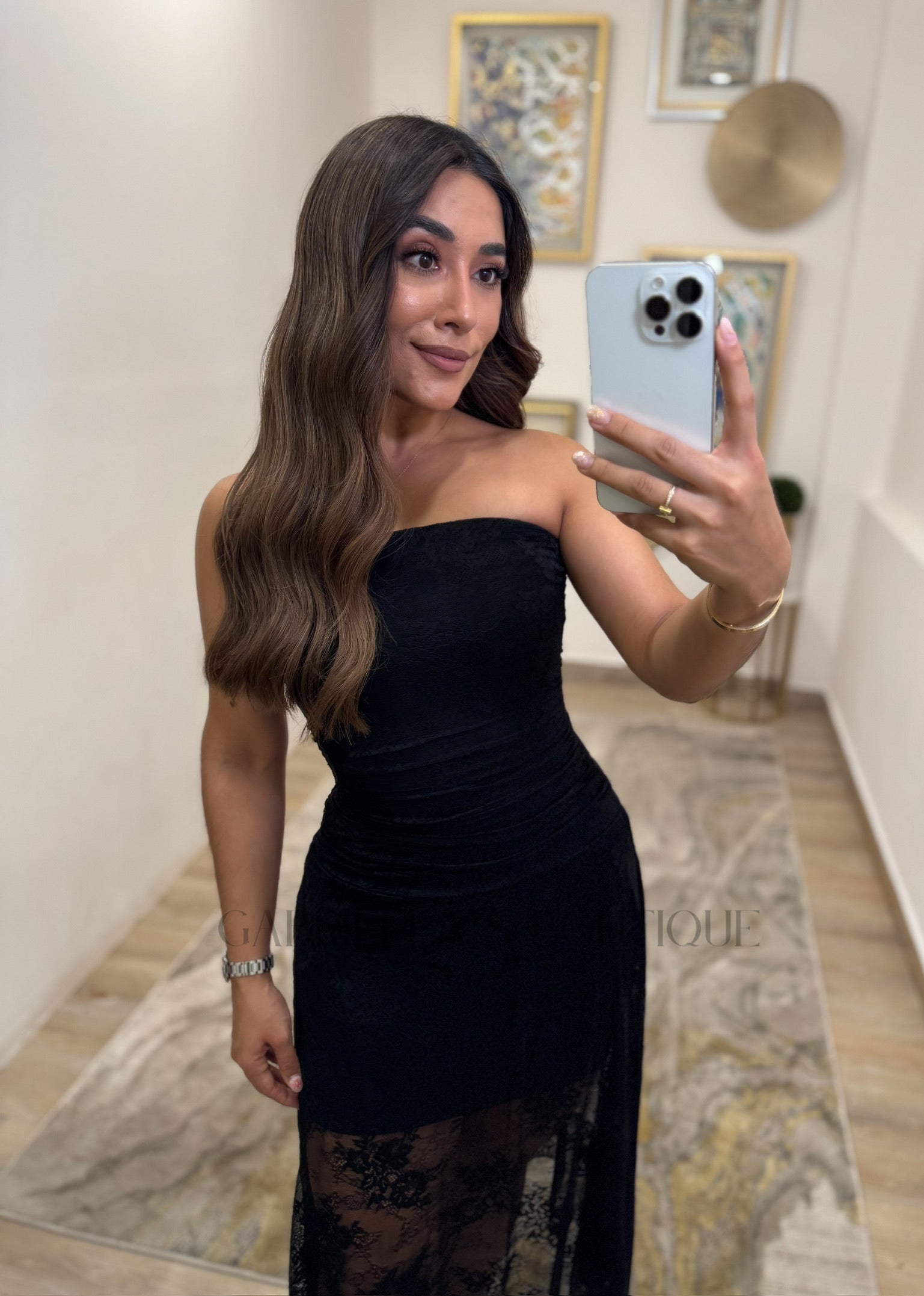 VESTIDO NEGRO