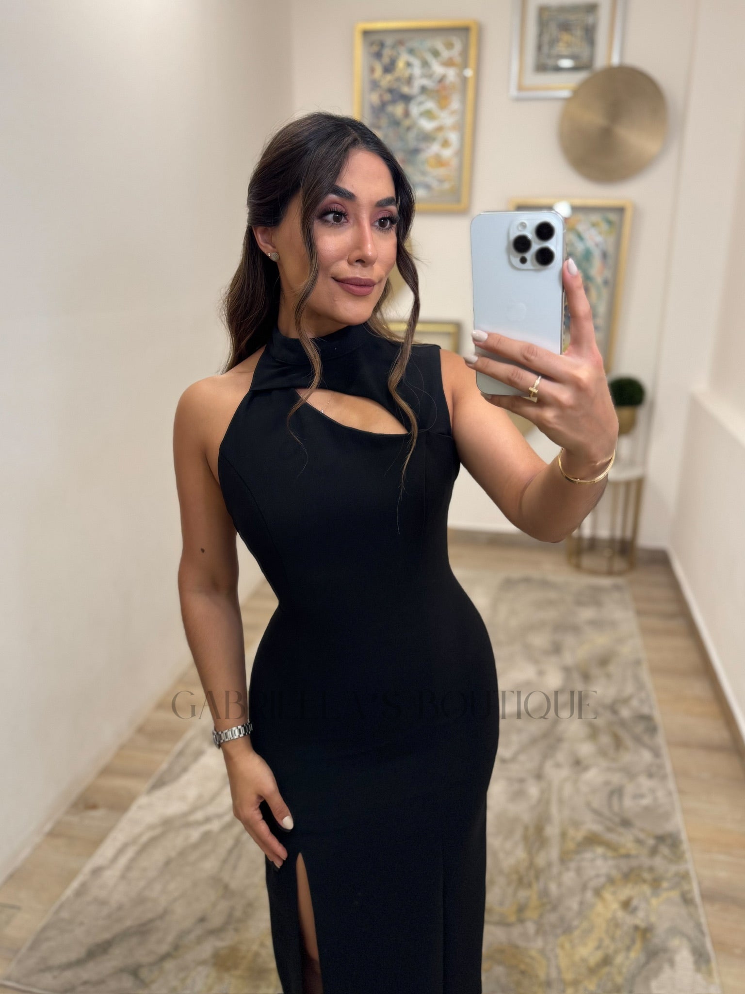 VESTIDO NEGRO