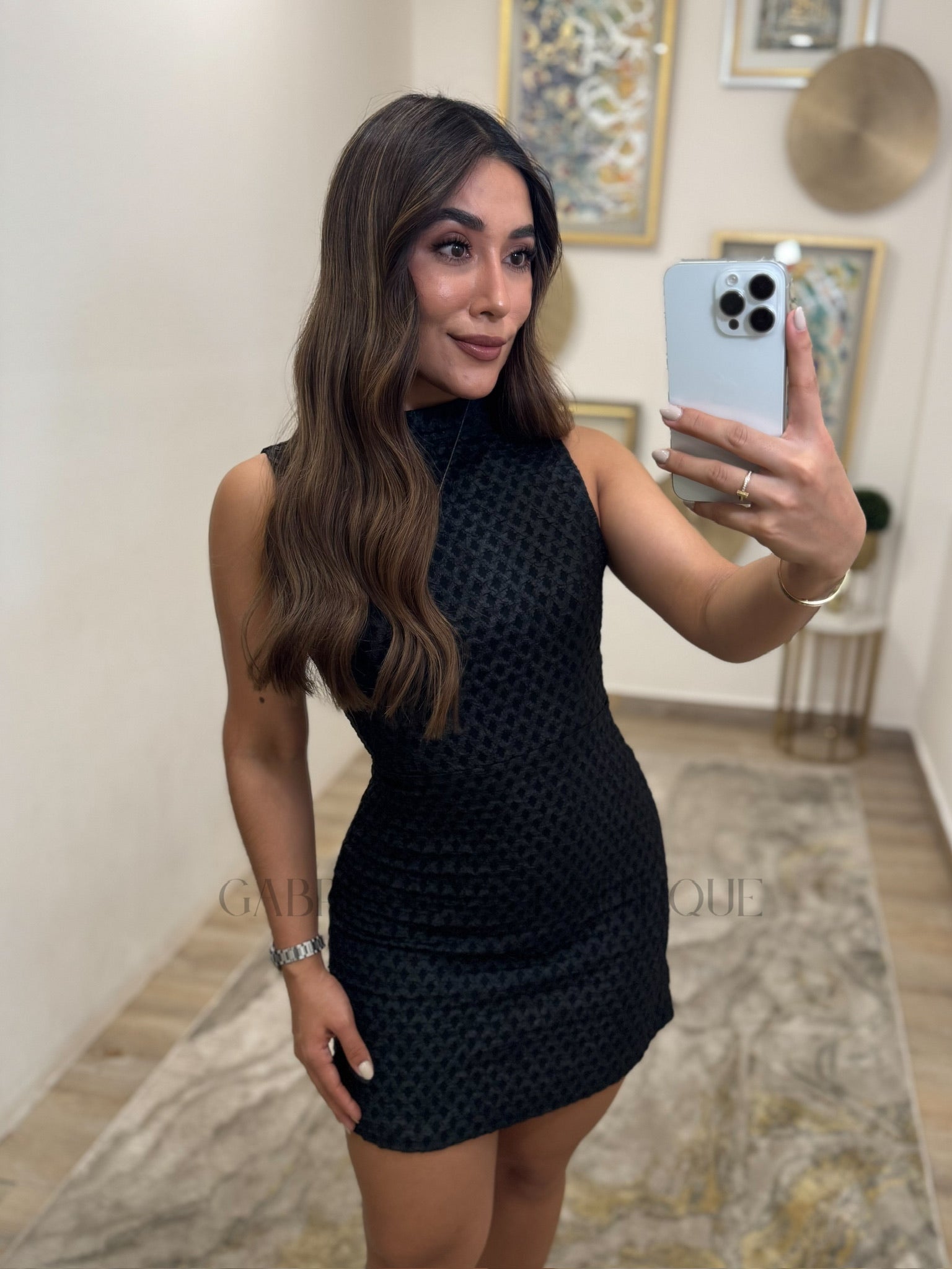 VESTIDO NEGRO