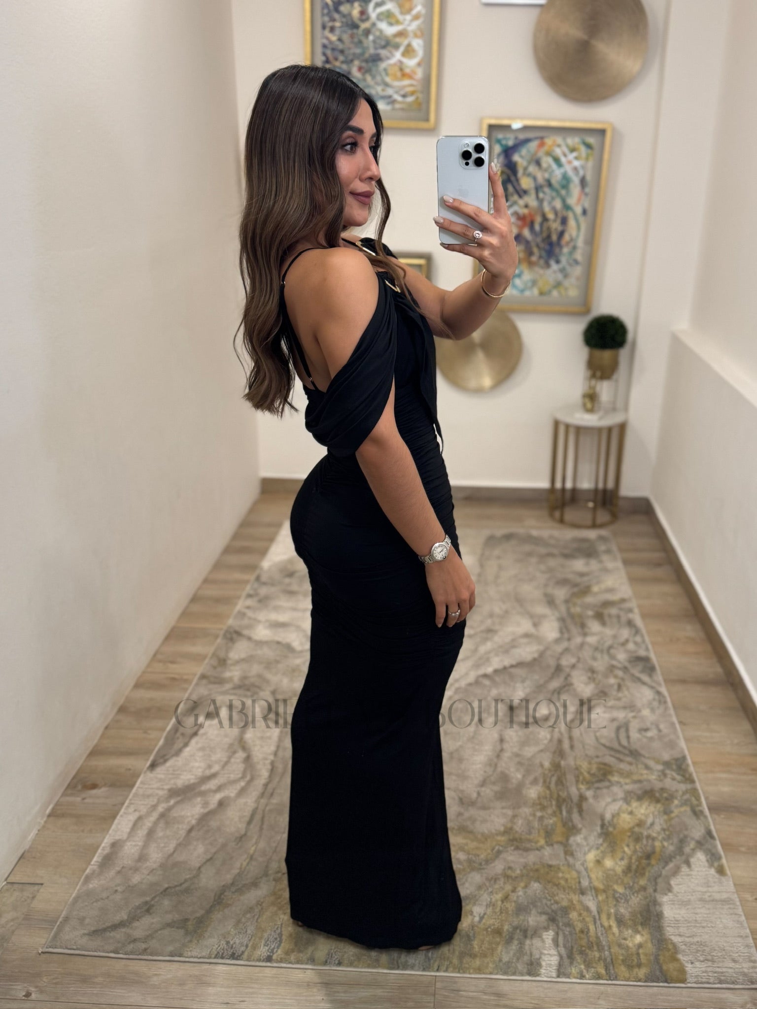 VESTIDO NEGRO