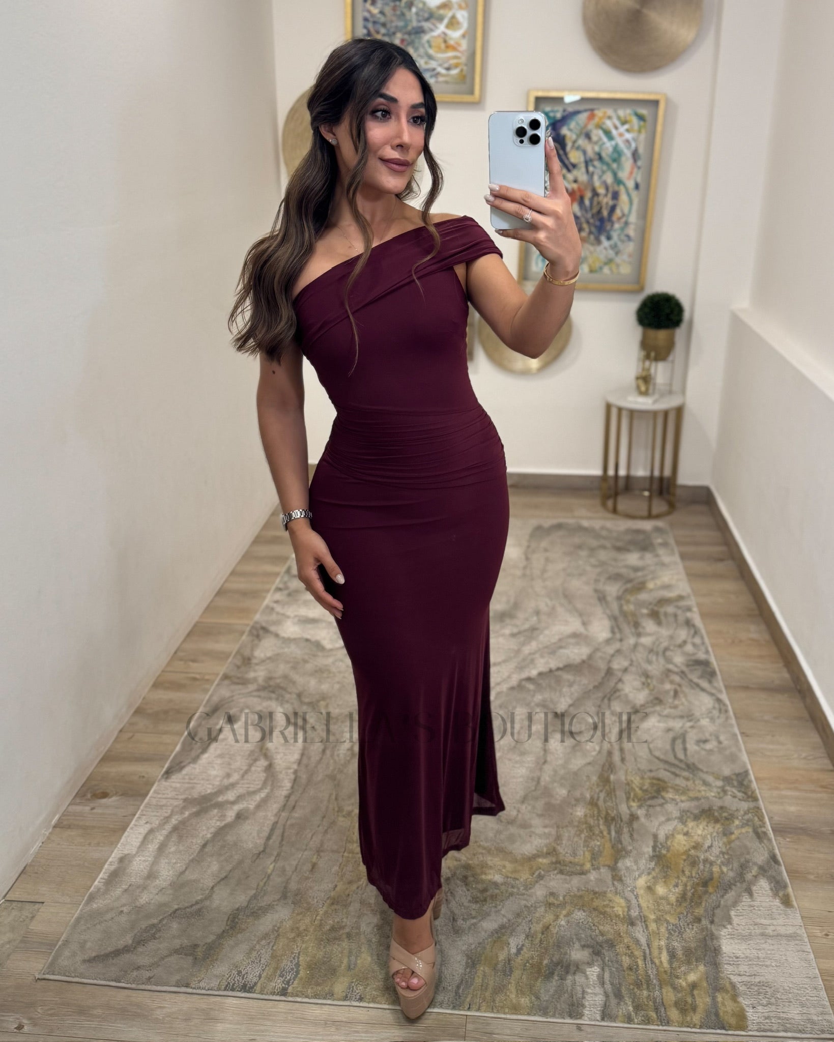 VESTIDO GUINDA