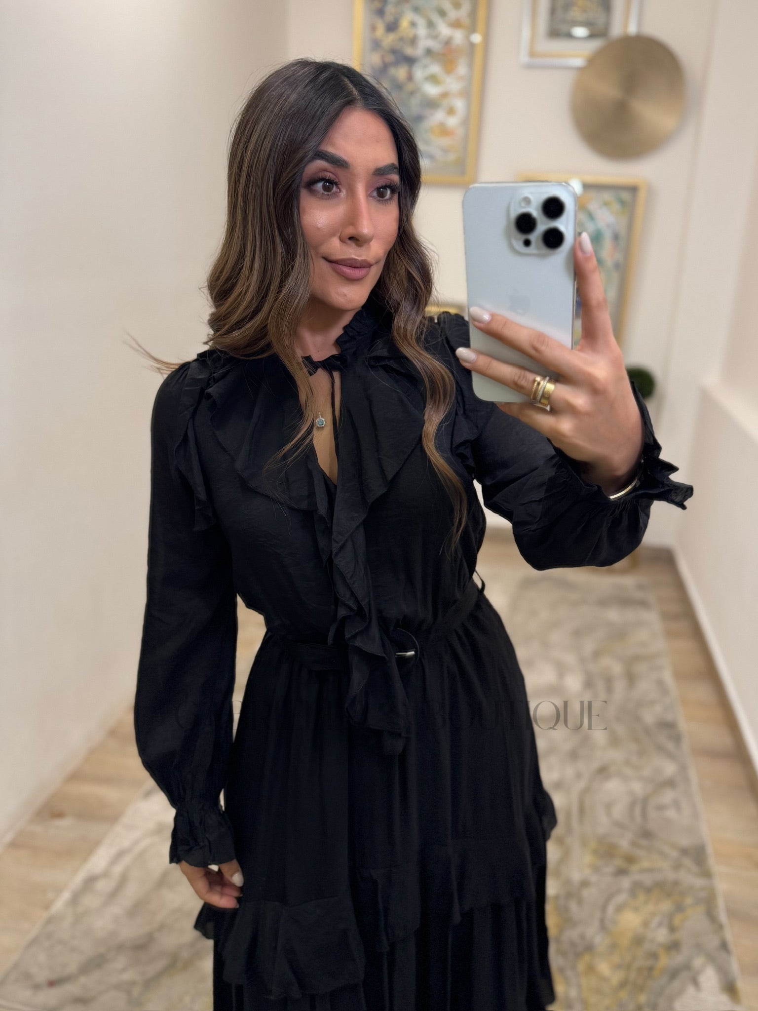 VESTIDO NEGRO