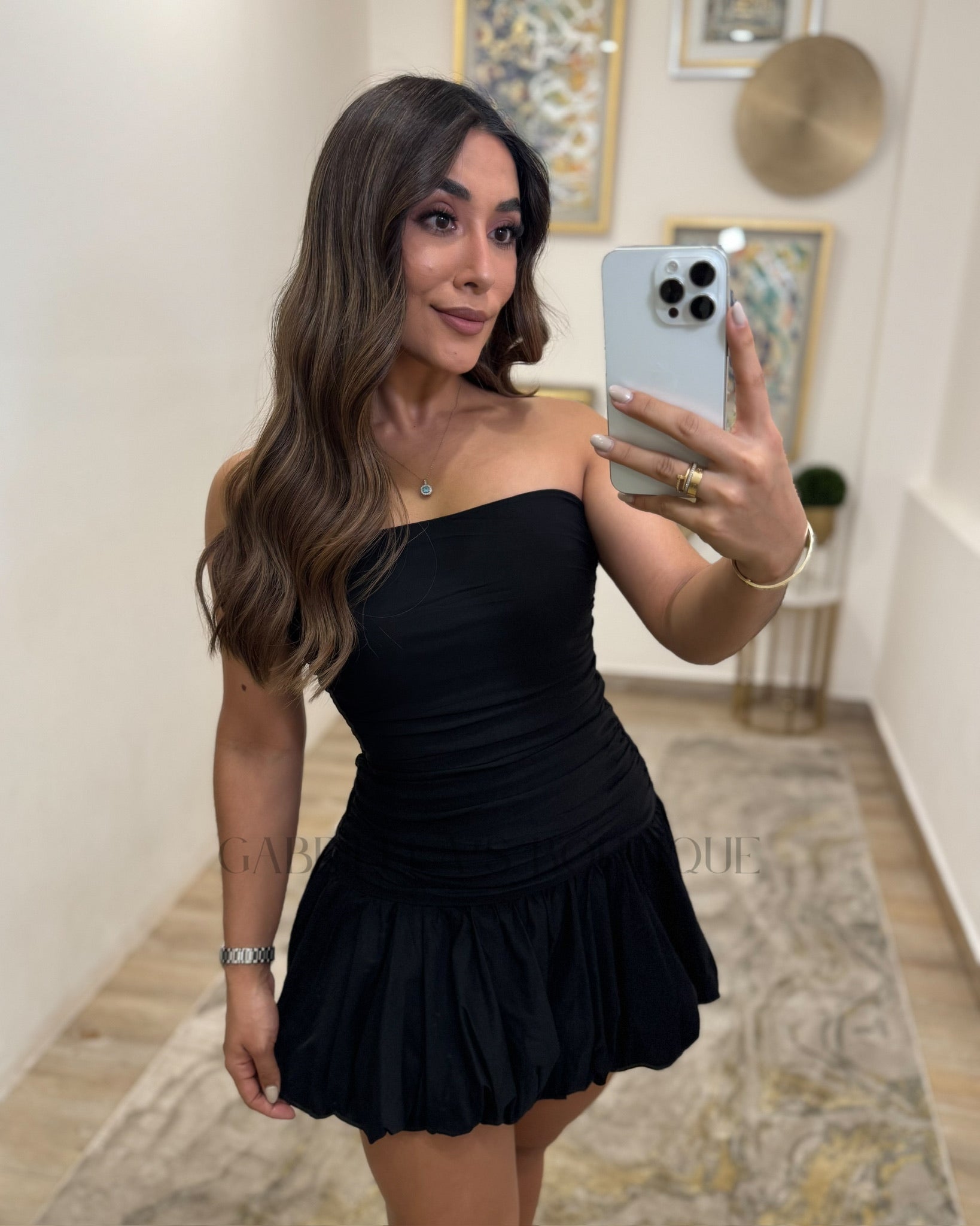 VESTIDO NEGRO