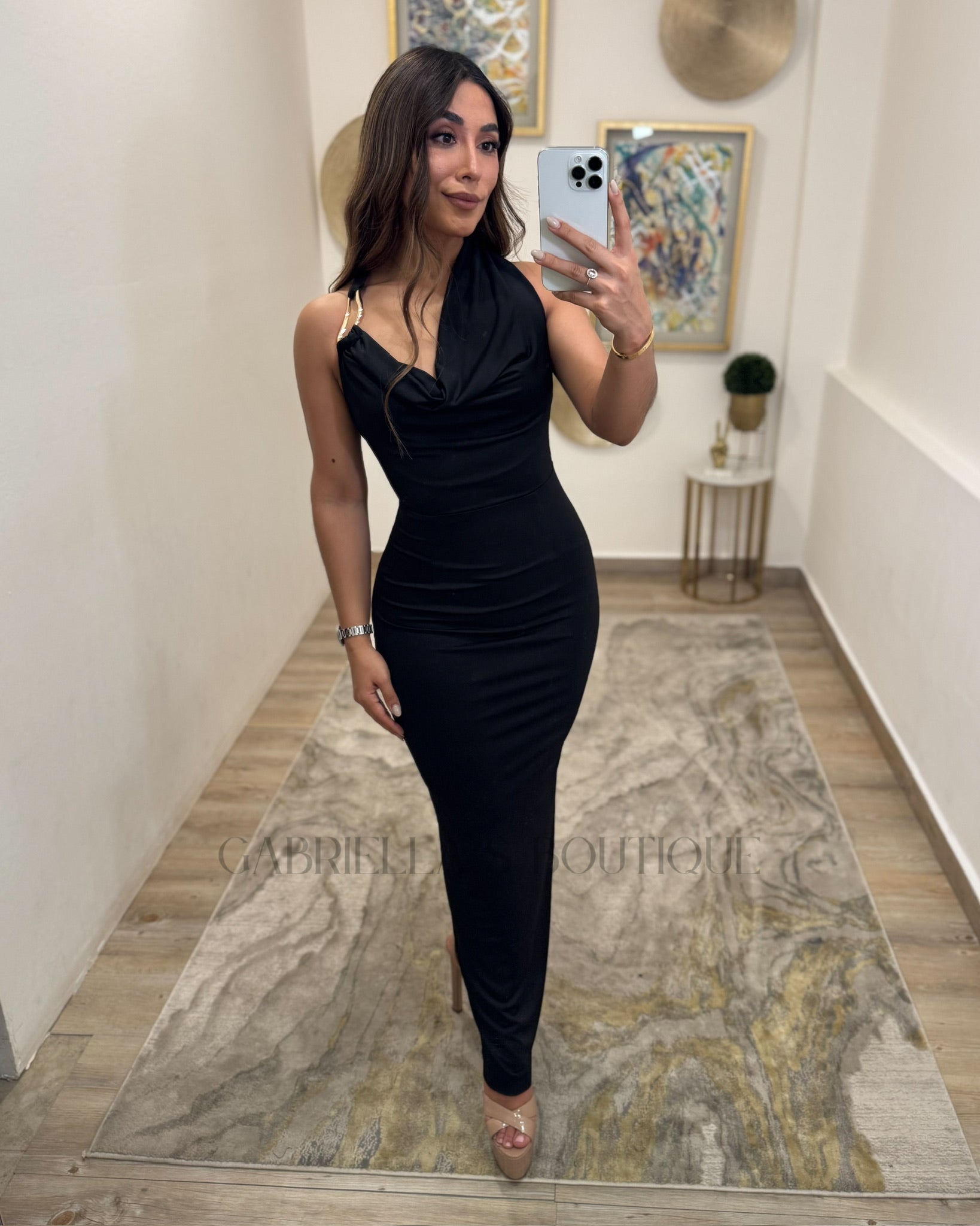 VESTIDO NEGRO