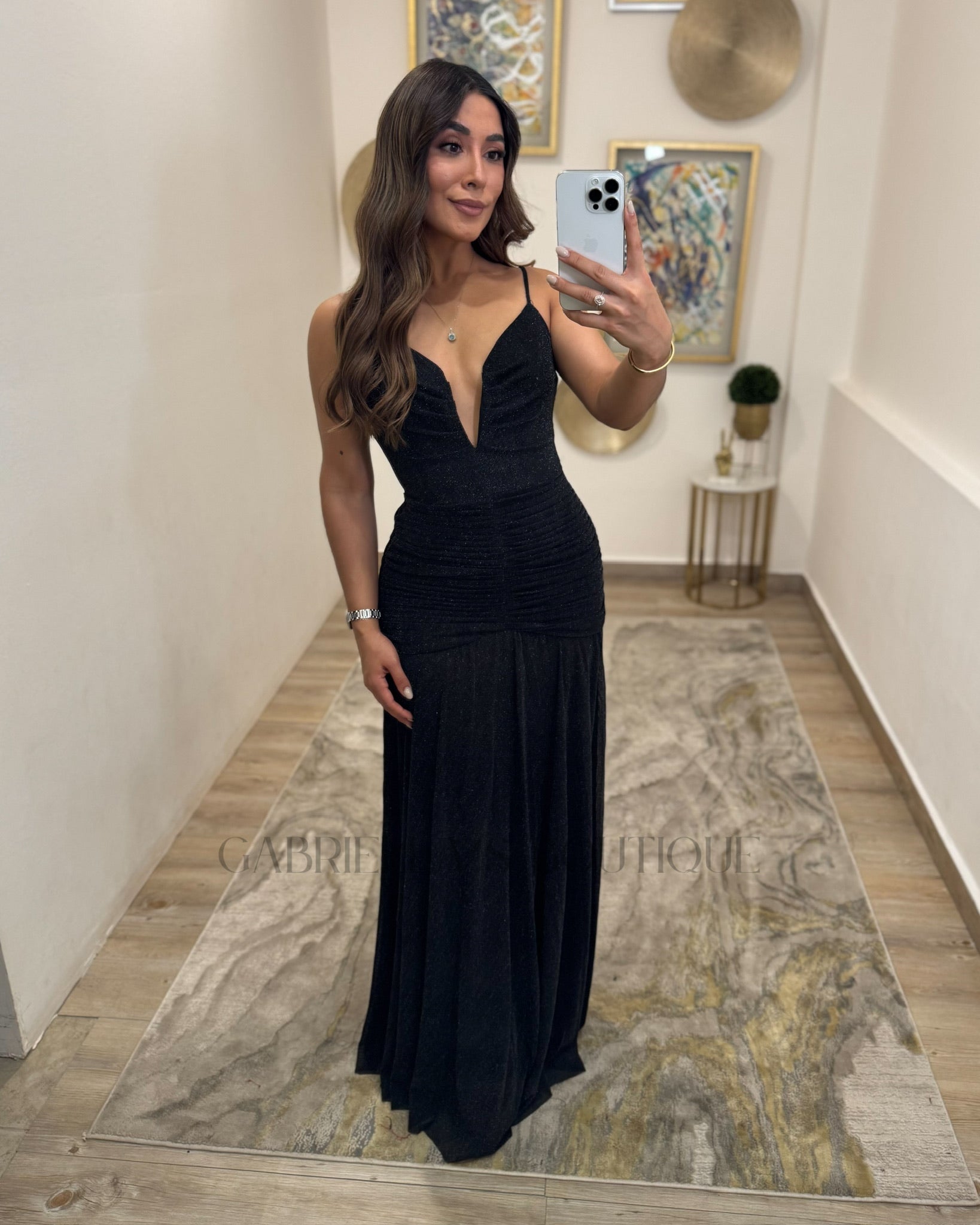 VESTIDO NEGRO