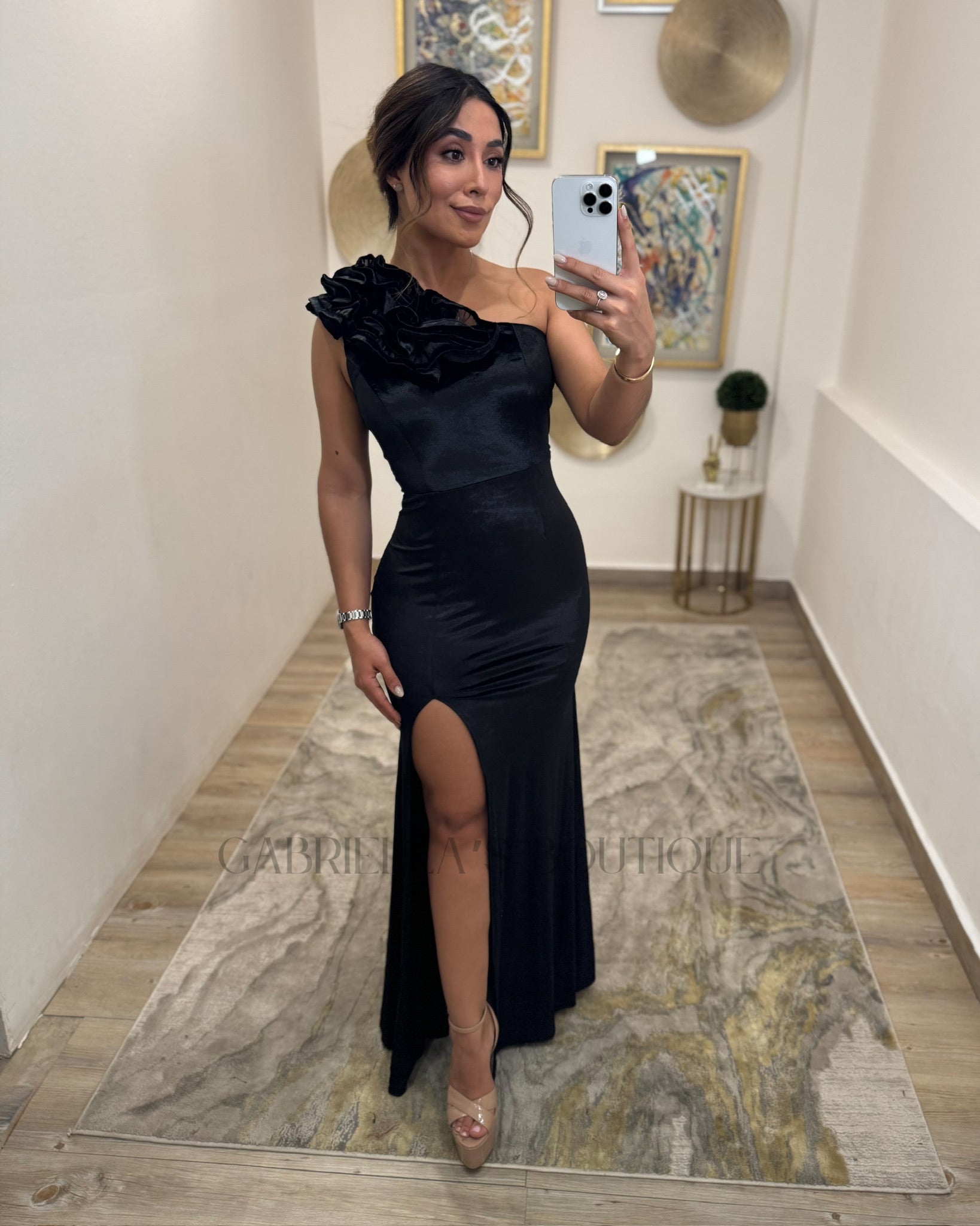 VESTIDO NEGRO