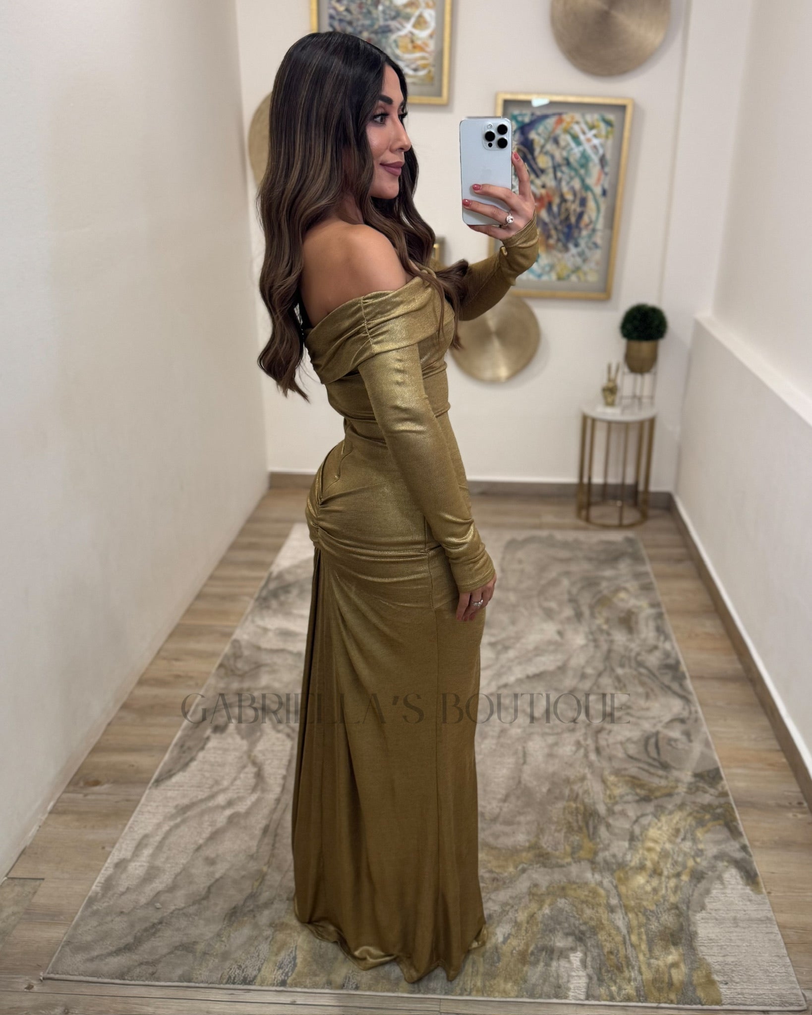 VESTIDO DORADO