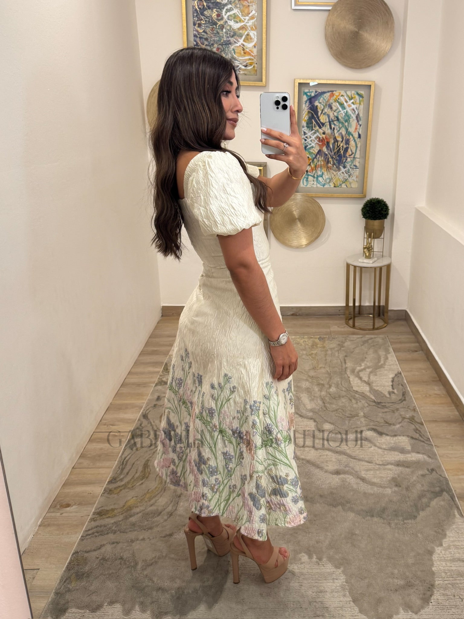 VESTIDO BEIGE