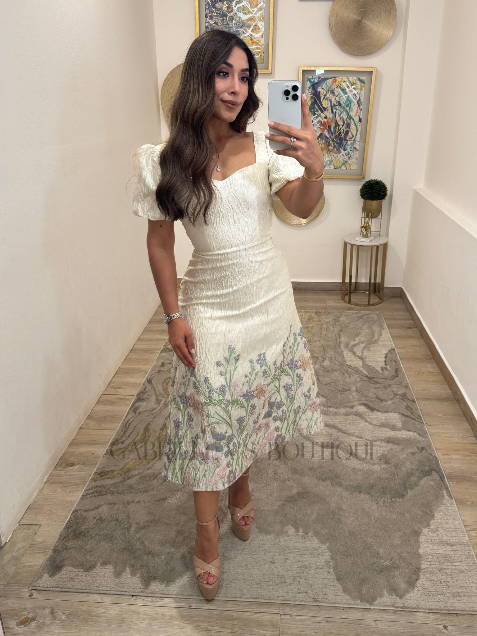 VESTIDO BEIGE
