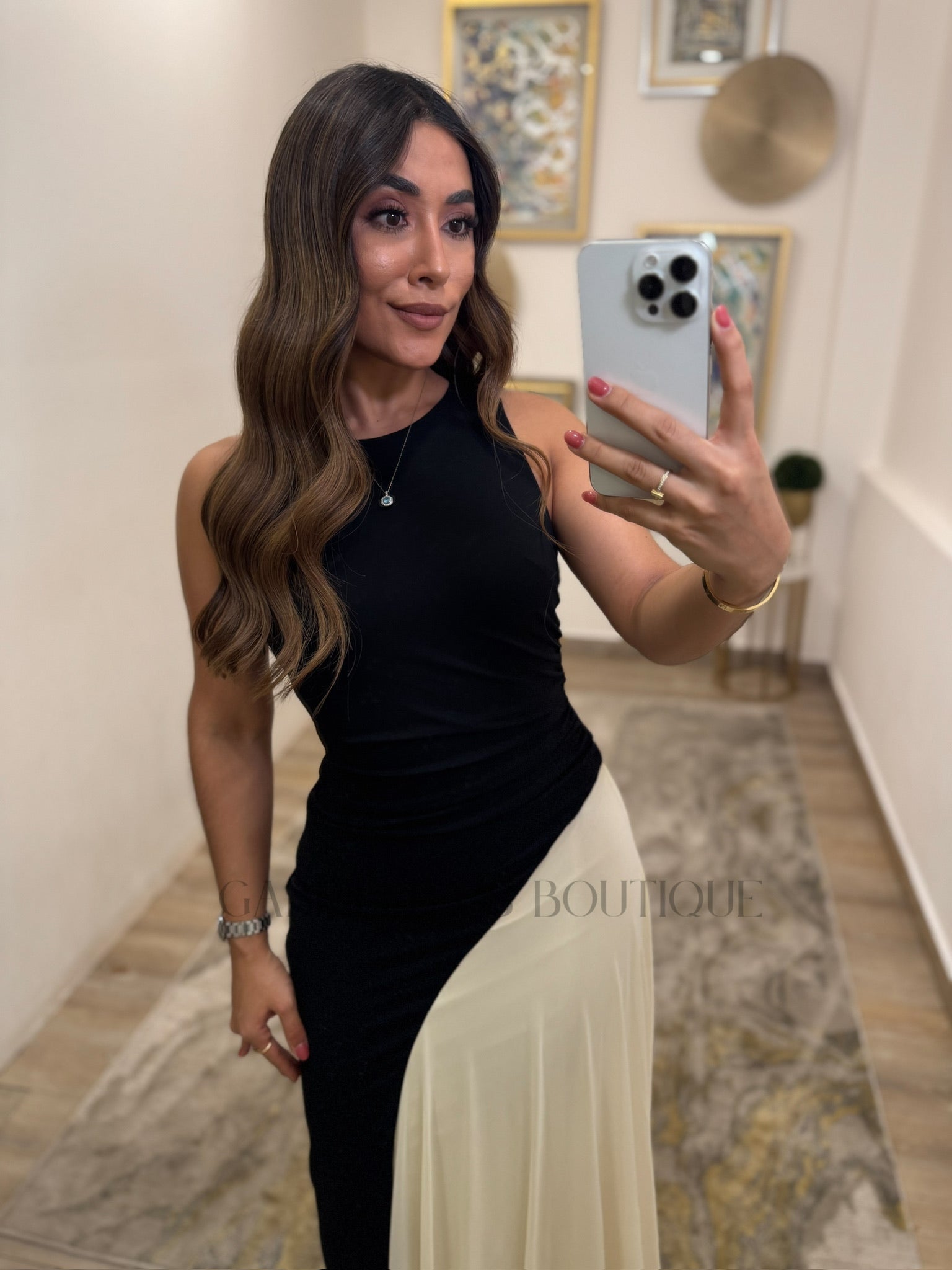 VESTIDO NEGRO