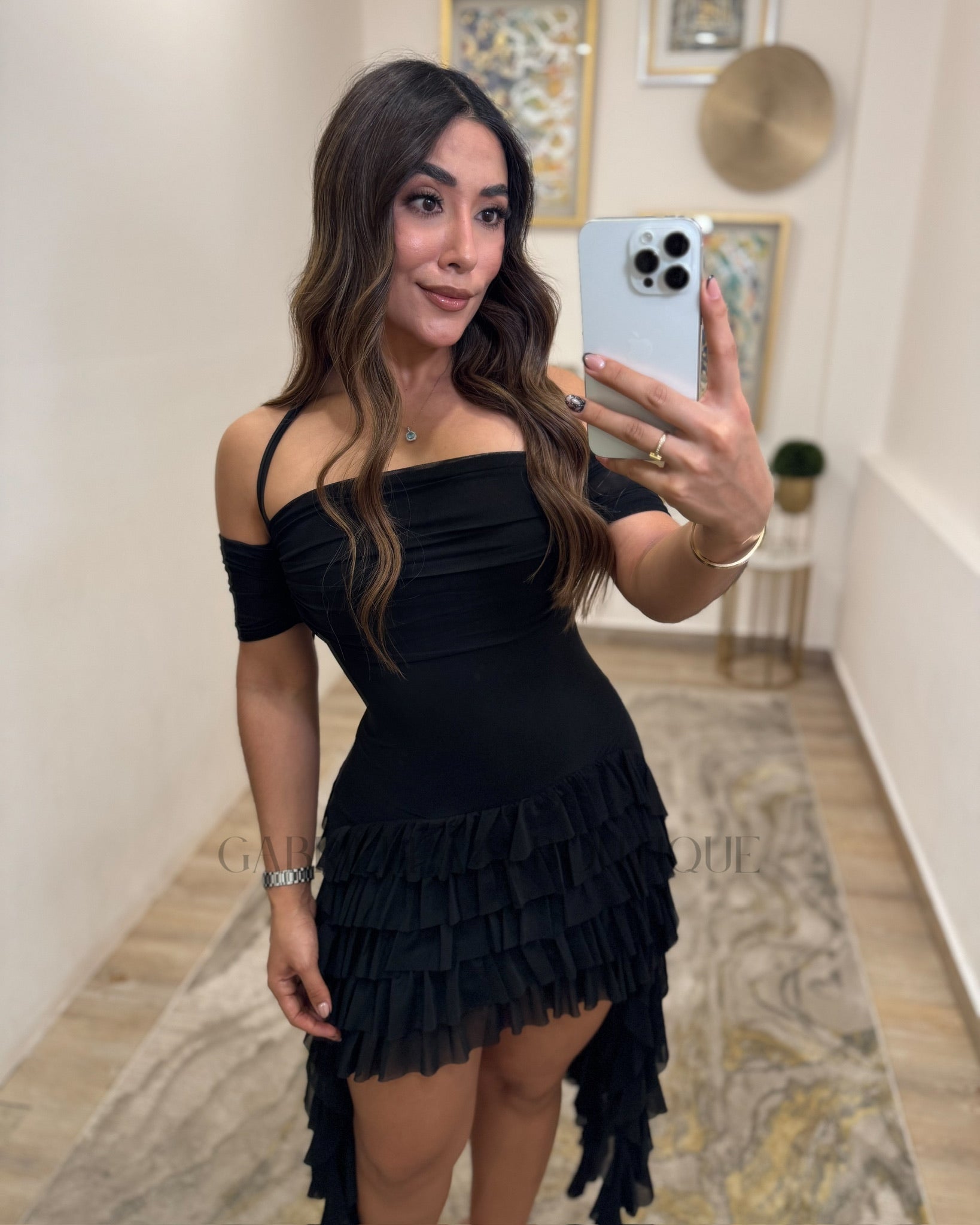VESTIDO NEGRO